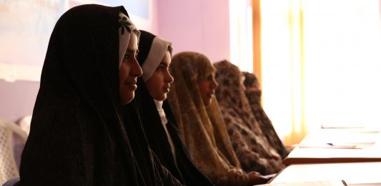 Women in Afghanistan undergo journalism training