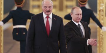 Belarusian President Alexander Lukashenko and Russian President Vladimir Putin attend a session of the Supreme State Council of the Union State at the Kremlin in Moscow on March 3, 2015. Photo: Sergei Karpukhin/AFP.